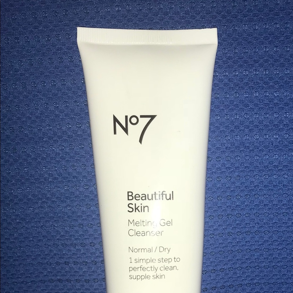 No7 Melting Gel Cleanser/HypoAllergenic/5 FL Oz.